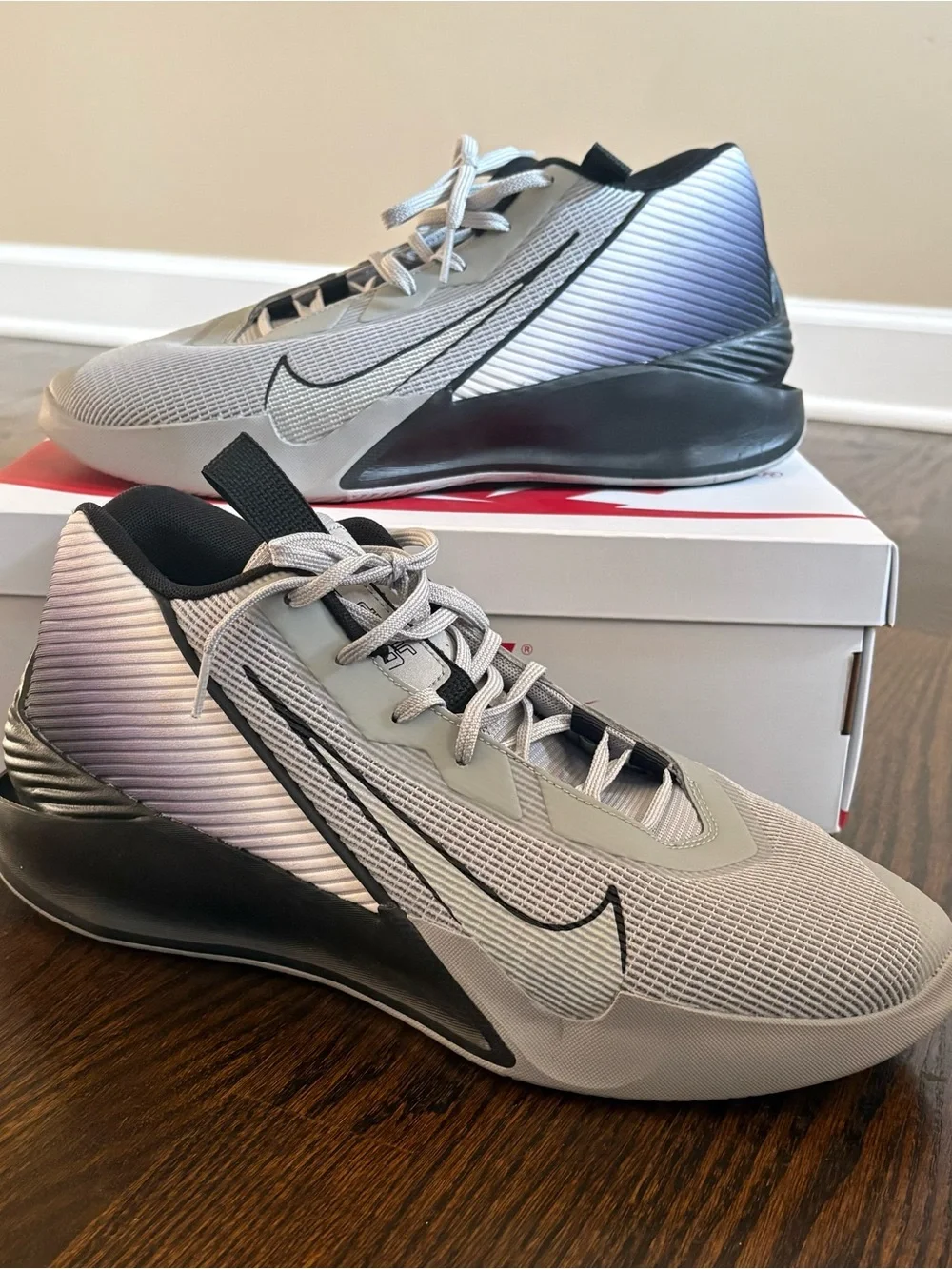 Like New Nike Men's G.T. Jump Academy High Top Sneakers - Size 12